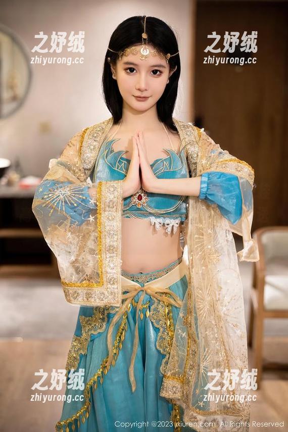 秀人网 - 林文文yooki在门口把豹纹衣挂高了，结果大家都期待了高清图包大放送！