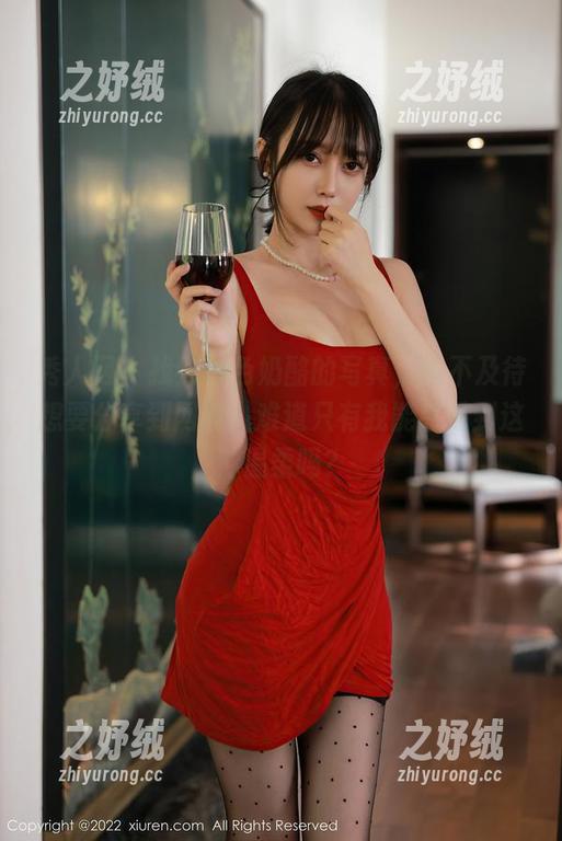 秀人网 - 找到桃色奶酪的写真，迫不及待想要分享到网盘，难道只有我能感受到这种温柔吗？
