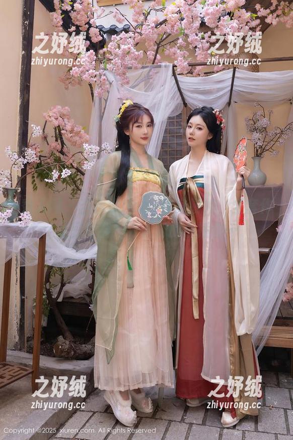 秀人网 - 当汐汐baby化身厨娘，全套作品里有着不为人知的小插曲…