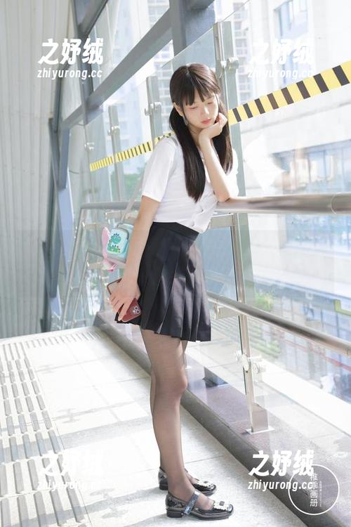 稚乖画册 - 赤西夜夜的美图合集,哎呀,这吉他姐妹似乎越拨越动心了 稚乖画册 - 赤西夜夜的美图合集,哎呀,这吉他姐妹似乎越拨越动心了