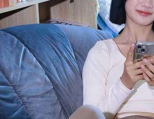 绮梦摄影 – 套图更新，甜甜的长腿依旧撩动人心。