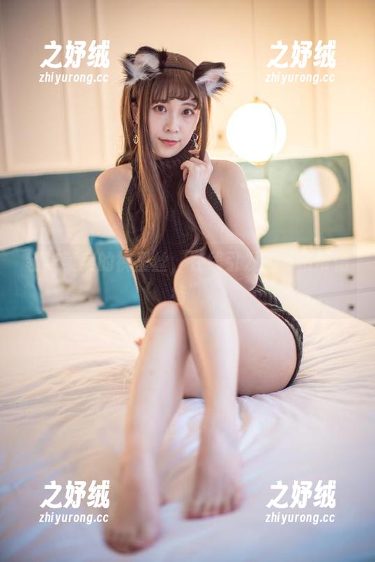 翎柒菜菜的裤里丝，在线引发的“吊带情结”