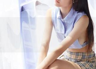 蜜桃社 – Gina的高清写真，职业装也能这么好看，谁说工作不能时髦？