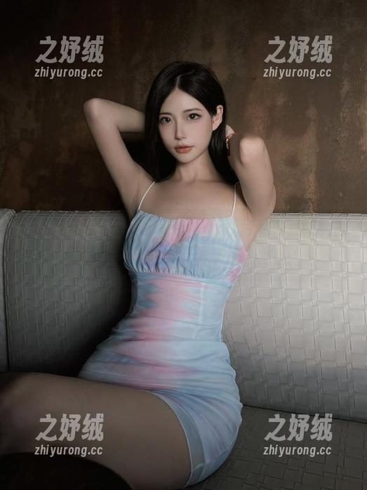 微密圈 - 衬衣和陈妮妮UNI合集，下载后请保持警觉，不要自卑太久。