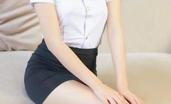 青豆客 – 有没有想过把Yumi尤美的万圣节装进口袋？下载还是免费！带着勇气和一丝顽皮。