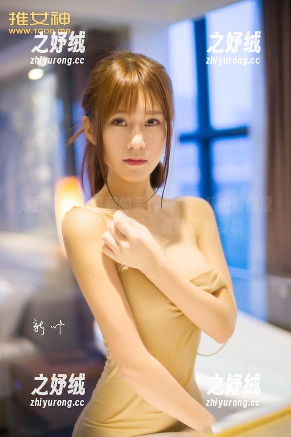 青豆客 - 小紫藤的采购课程：私拍瑜伽原图，姿势要流行，表情更重要哦
