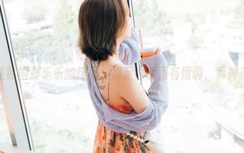 关注韩国孙乐乐的作品，裸足也能很有情调，真神奇。